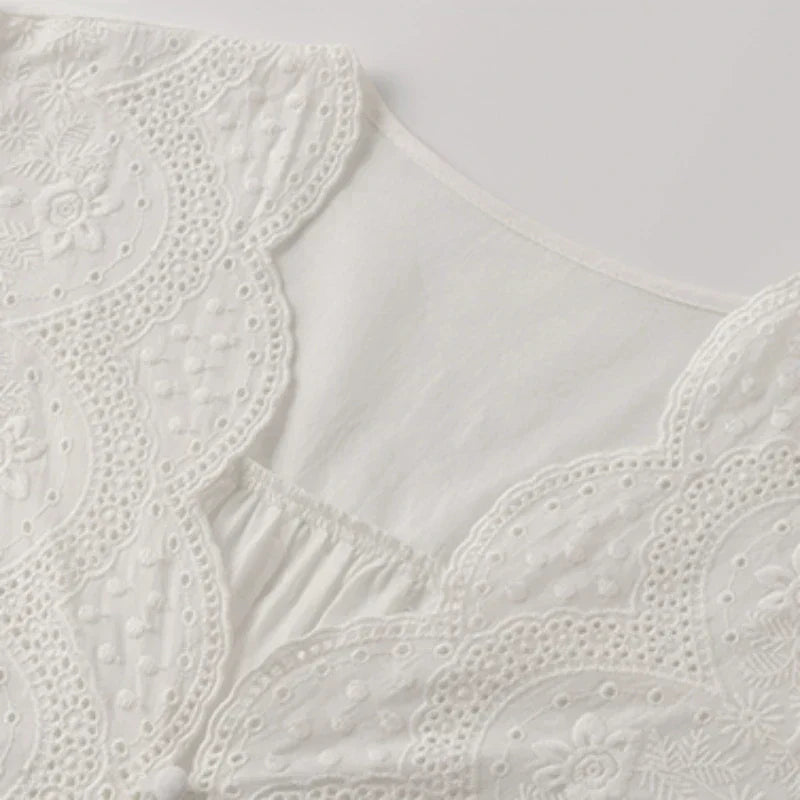 Timeless Vintage Style Blouse