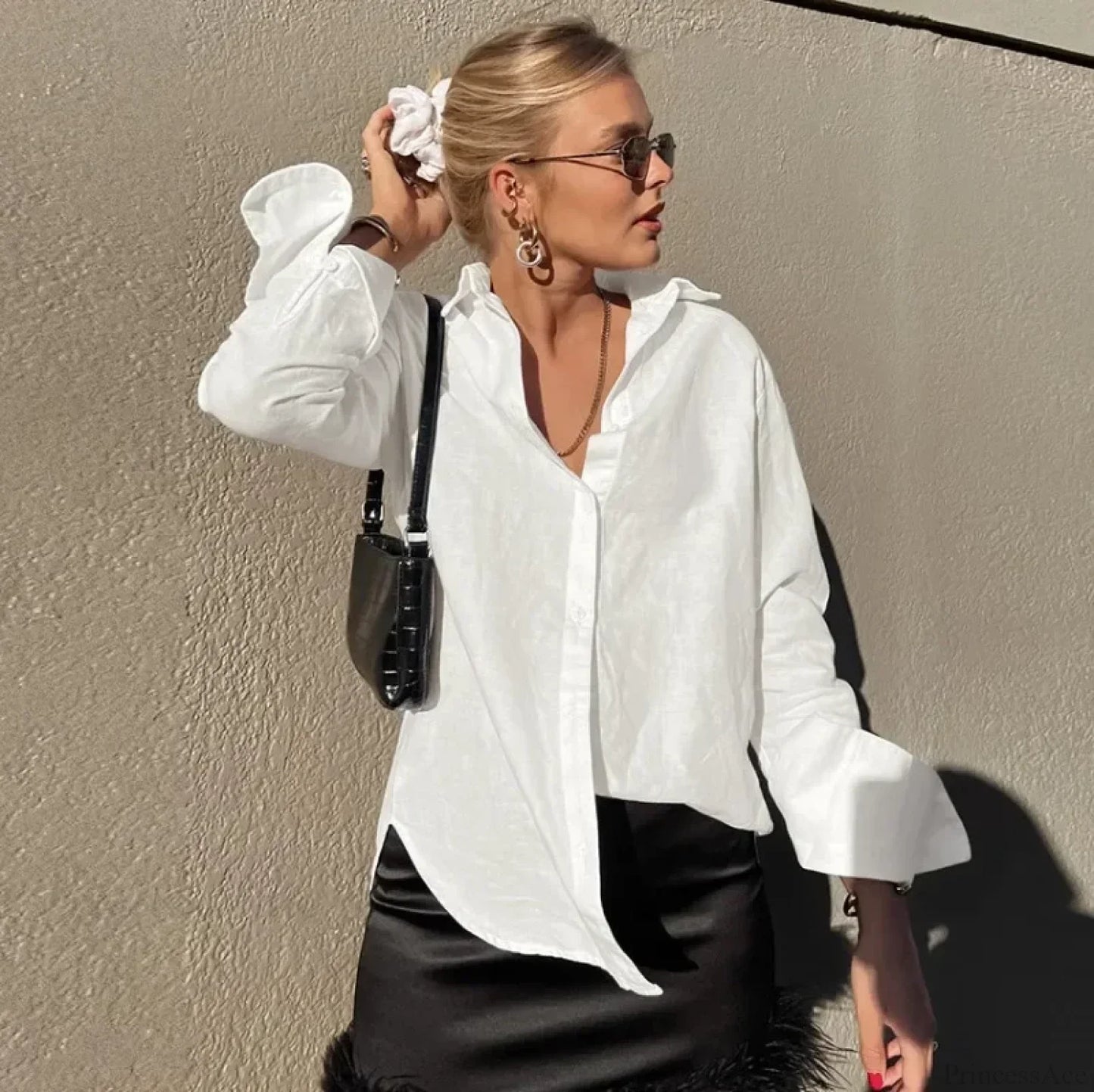 Timeless Vintage Style Blouse