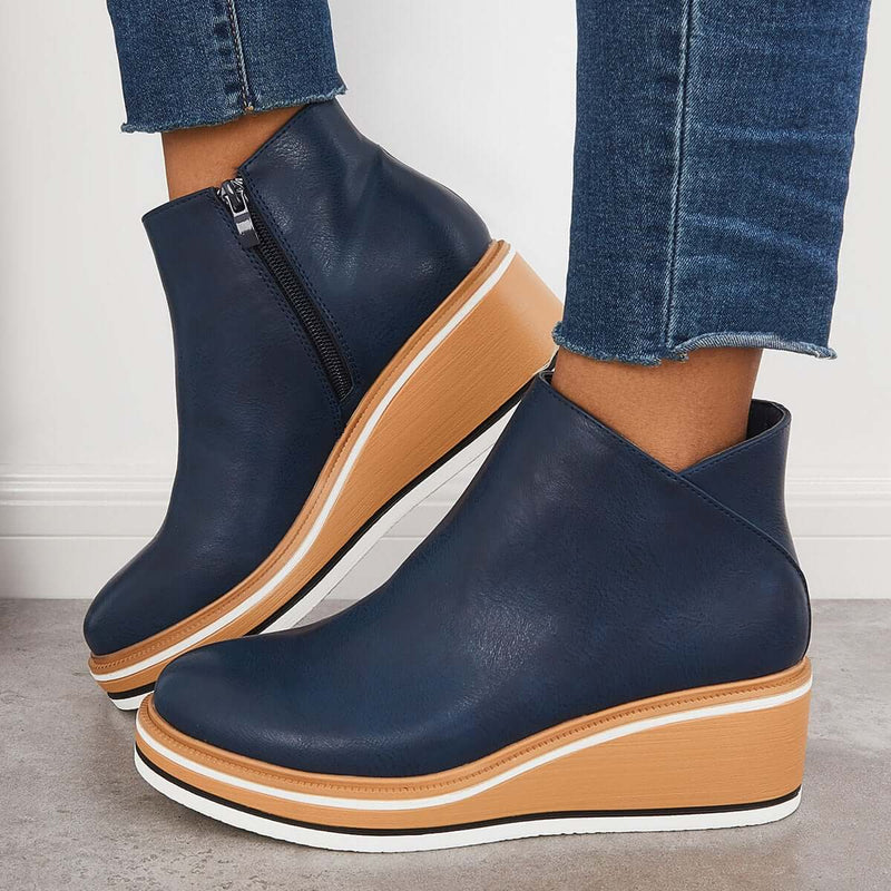 Graceful Orthopedic Sandals for Modern Look