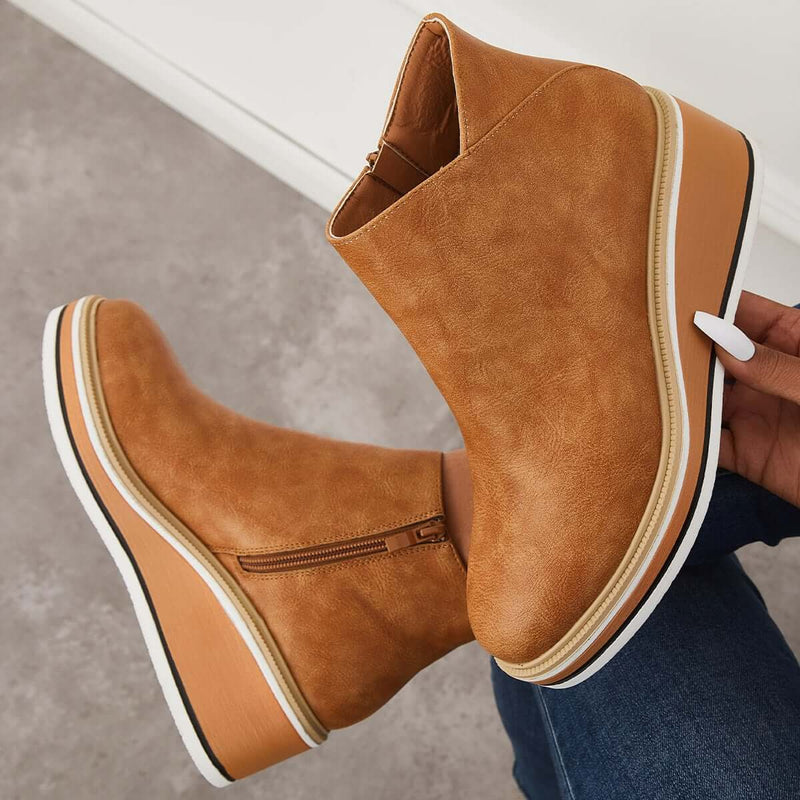 Graceful Orthopedic Sandals for Modern Look