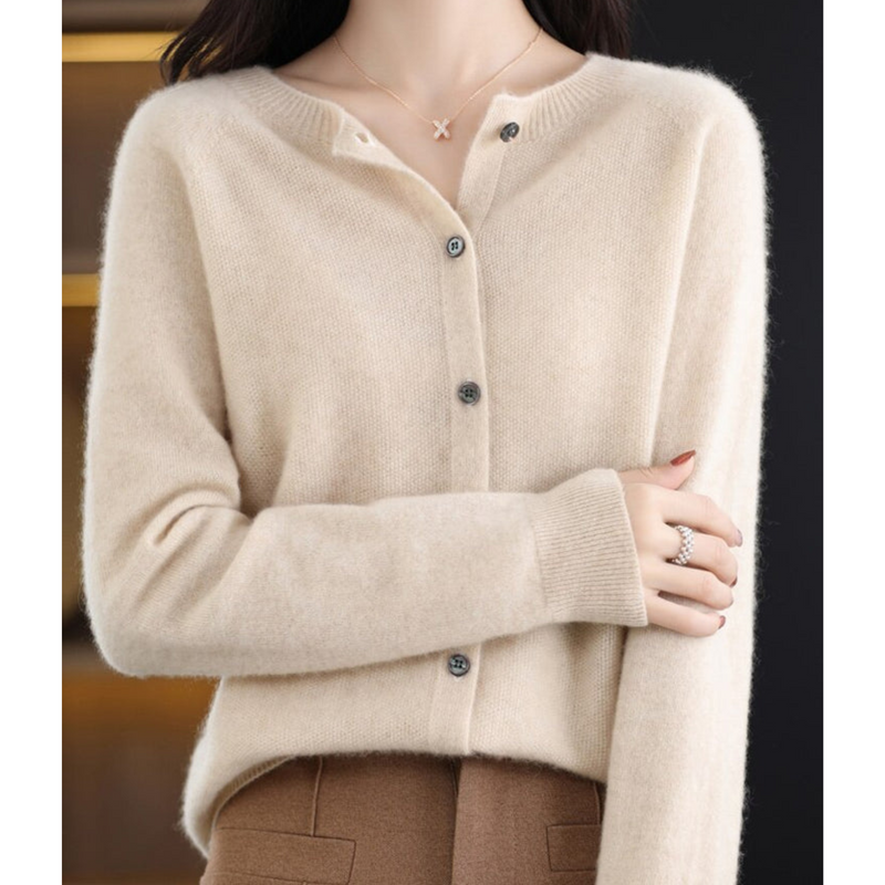 Elegantly Designed Pullover