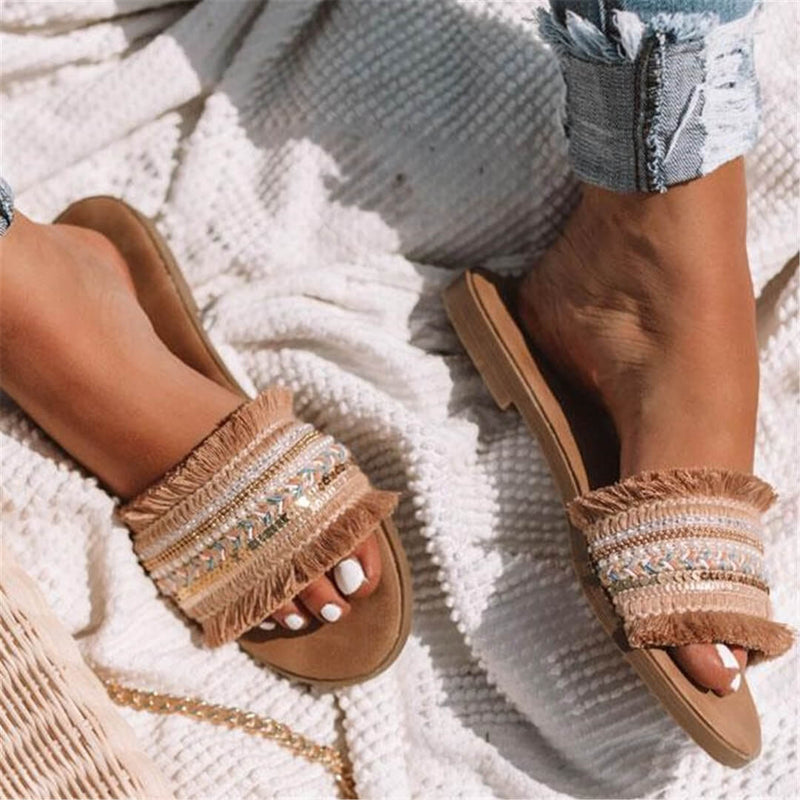 Chic Orthopedic Sandals with Unique Design