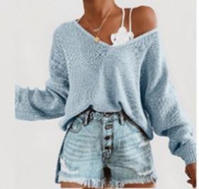 Elegantly Designed Pullover