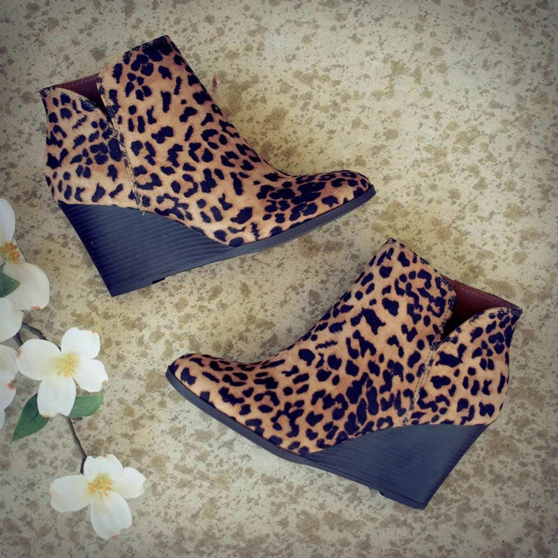 Classic Orthopedic Boots with Timeless Style