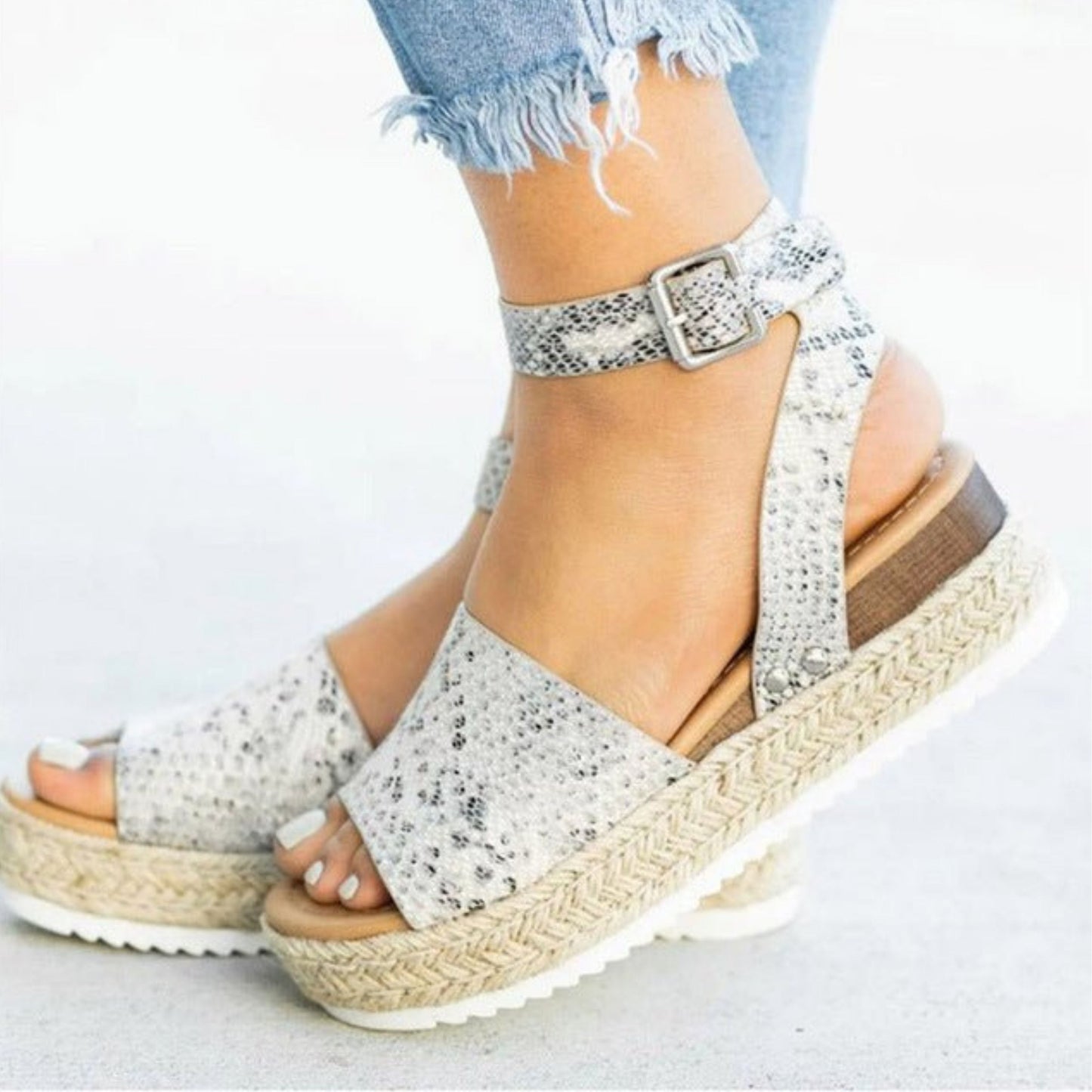 Beautifully Crafted Orthopedic Sandals
