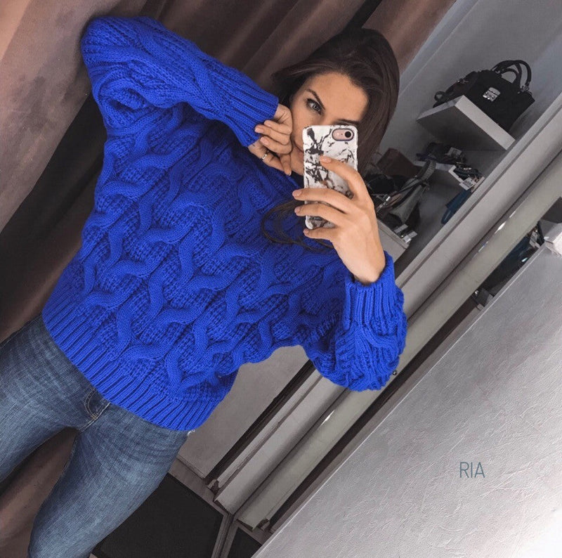 Elegantly Designed Pullover