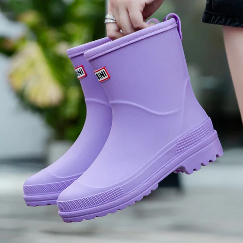 Graceful Orthopedic Boots for Modern Look