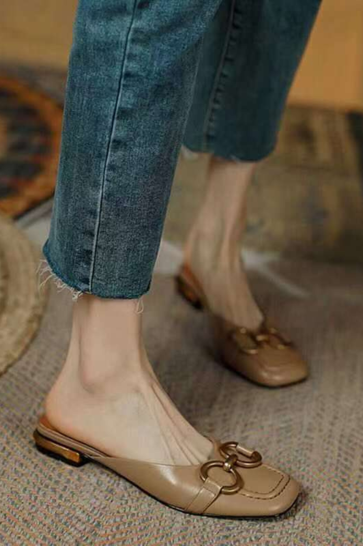 Graceful Orthopedic Sandals for Modern Look