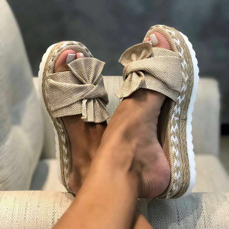 Graceful Orthopedic Sandals for Modern Look