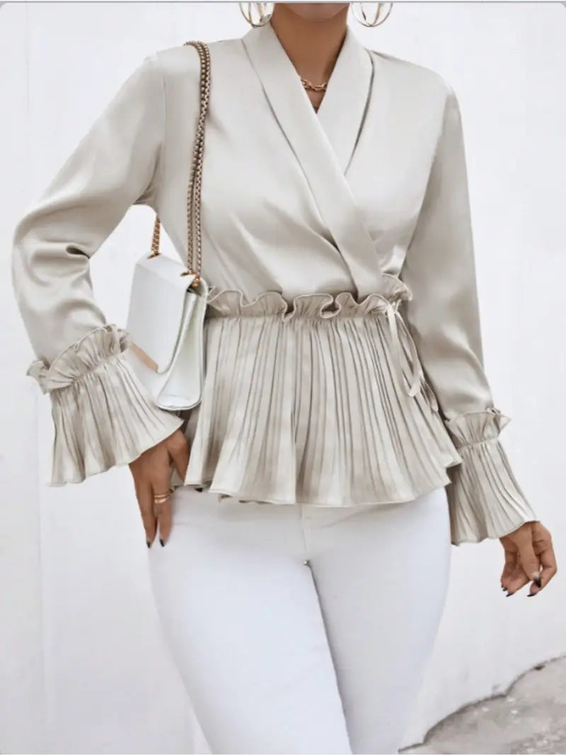 Timeless Vintage Style Blouse
