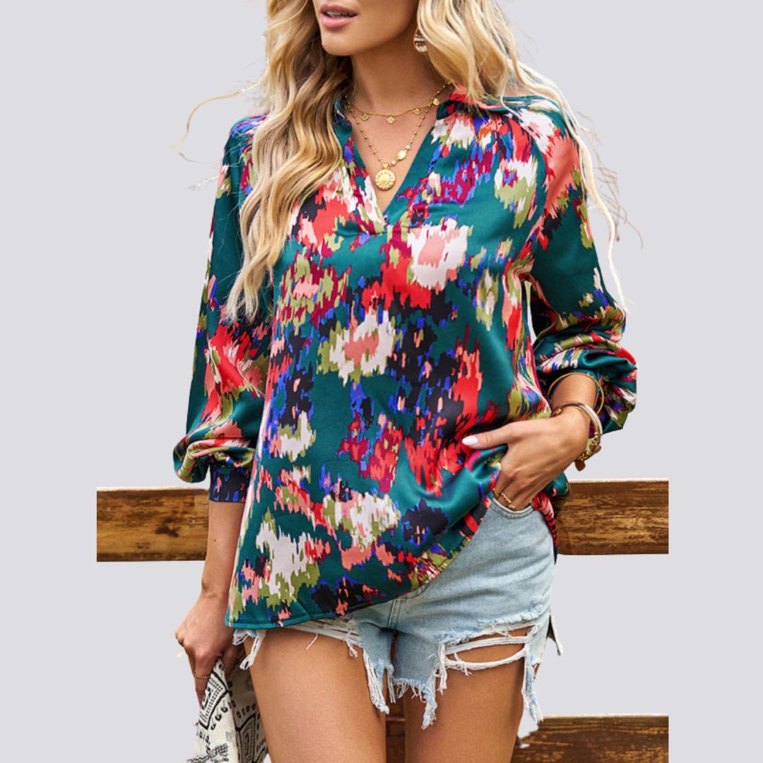 Timeless Vintage Style Blouse