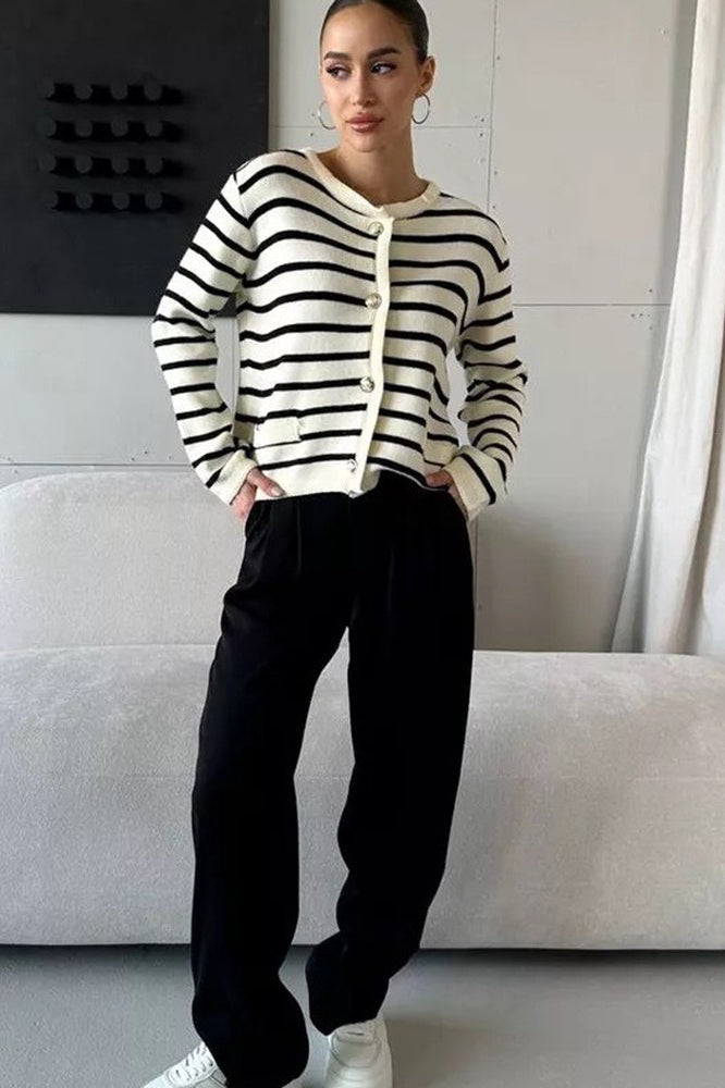 Gracefully Designed Cardigan