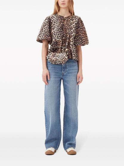 Timeless Vintage Style Blouse