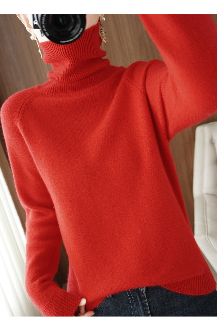 Elegantly Designed Pullover