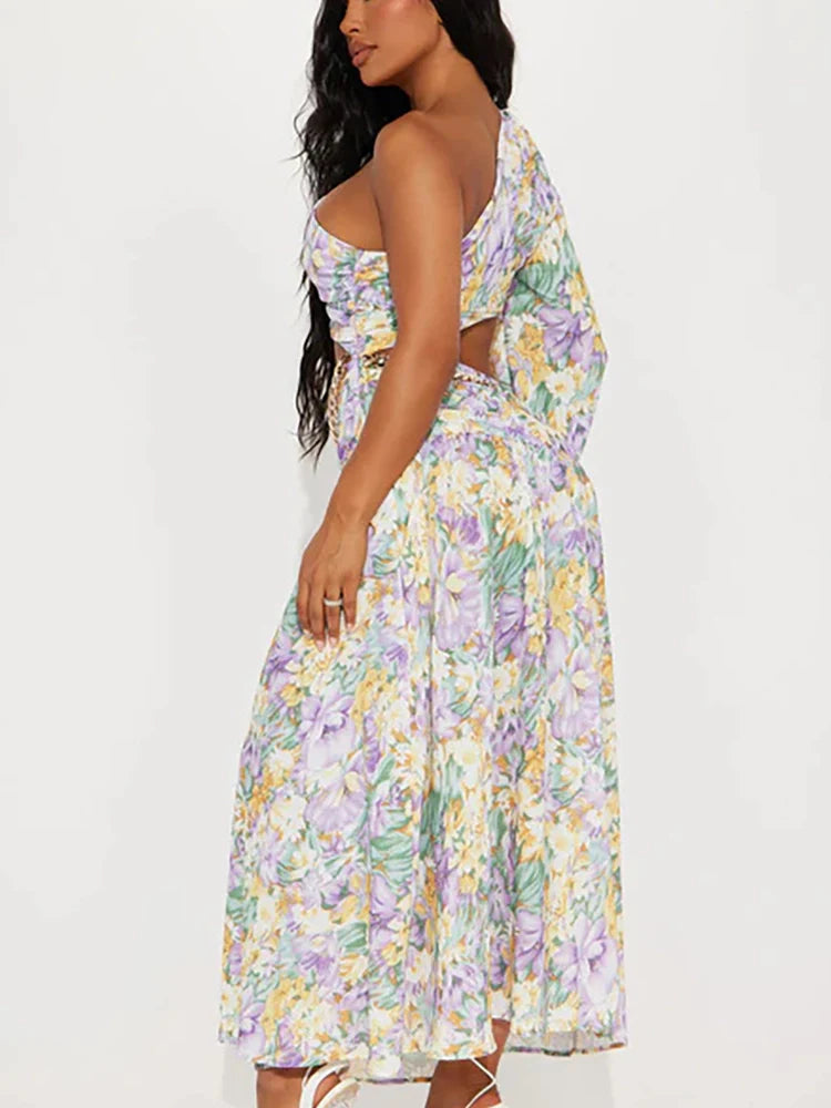 Elegantly Designed Garment