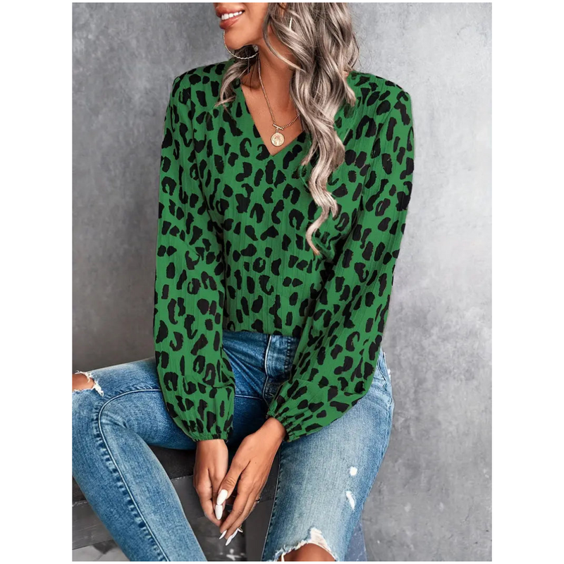 Timeless Vintage Style Blouse
