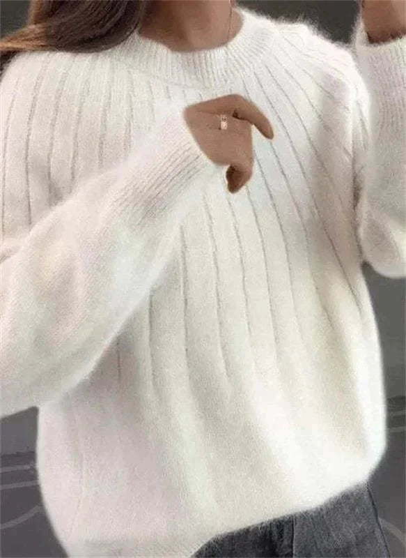 Elegantly Designed Pullover