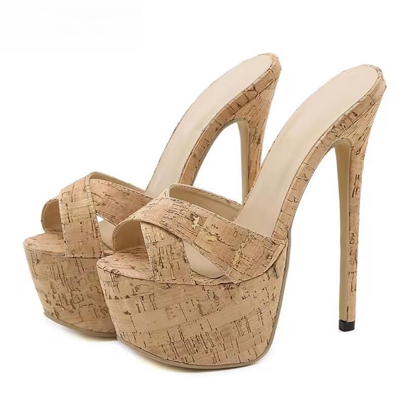Classic Vintage Heels with a Flattering Fit