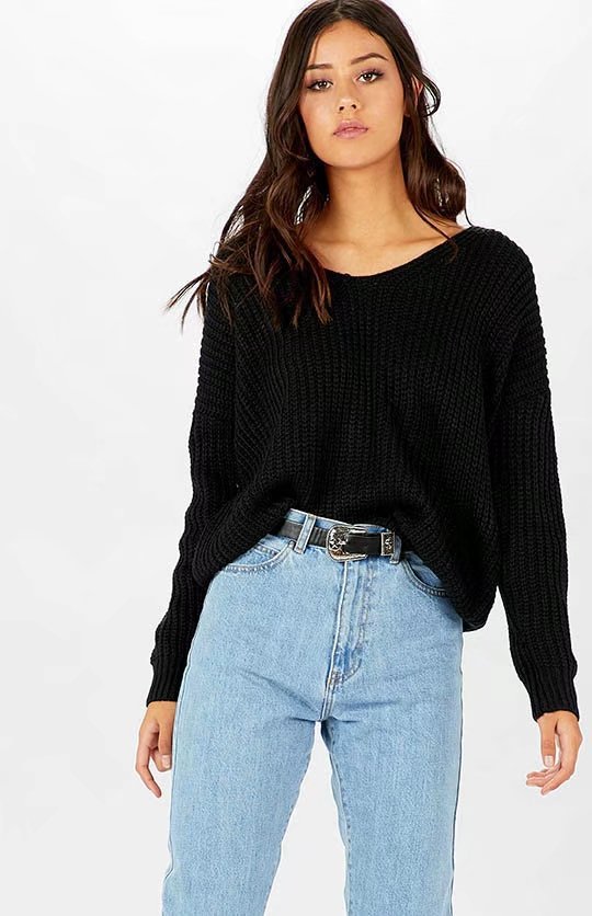 Elegantly Designed Pullover