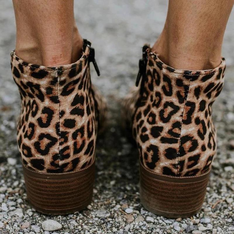 Chic Orthopedic Boots with Unique Design