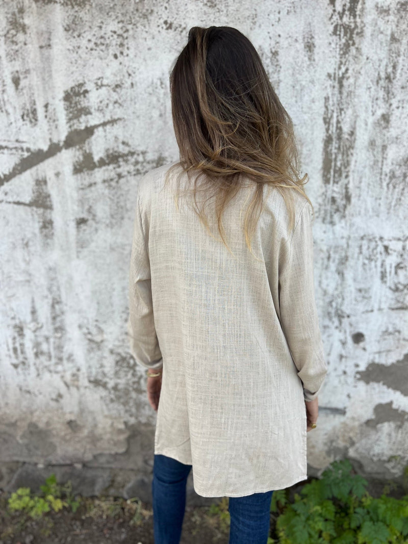 Timeless Vintage Style Shirt