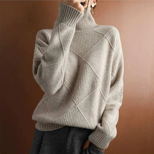 Elegantly Designed Pullover