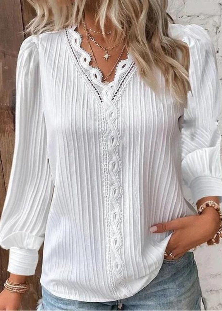 Timeless Vintage Style Blouse