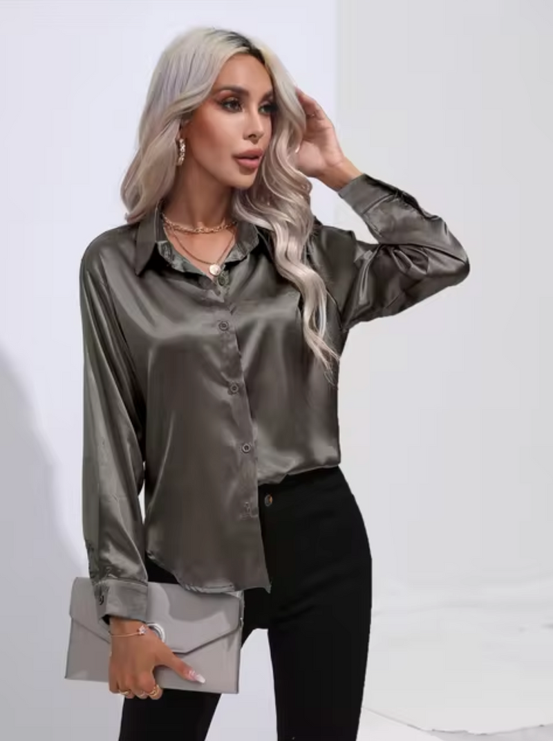 Timeless Vintage Style Blouse