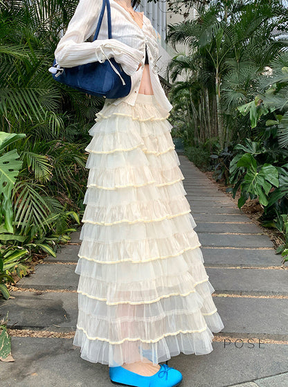 Well Tailored Garment with a Graceful Silhouette