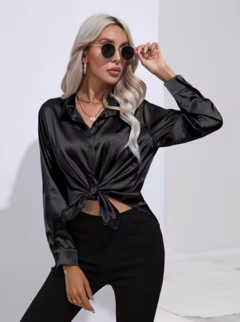 Timeless Vintage Style Blouse
