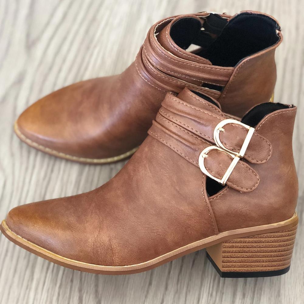 Chic Orthopedic Boots with Unique Design