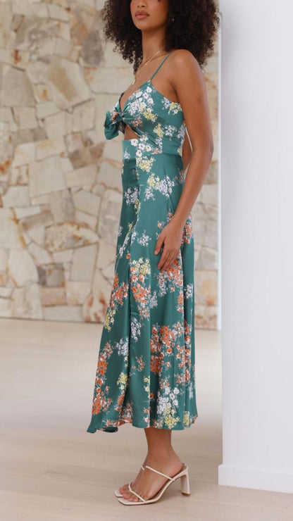 Timeless Vintage Style Dress