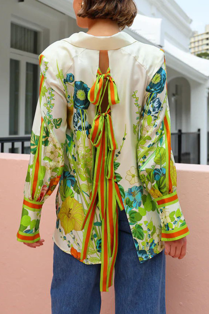 Timeless Vintage Style Blouse