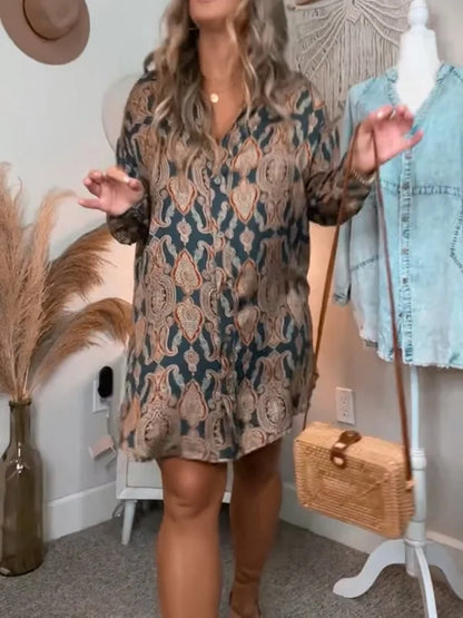 Timeless Vintage Style Blouse