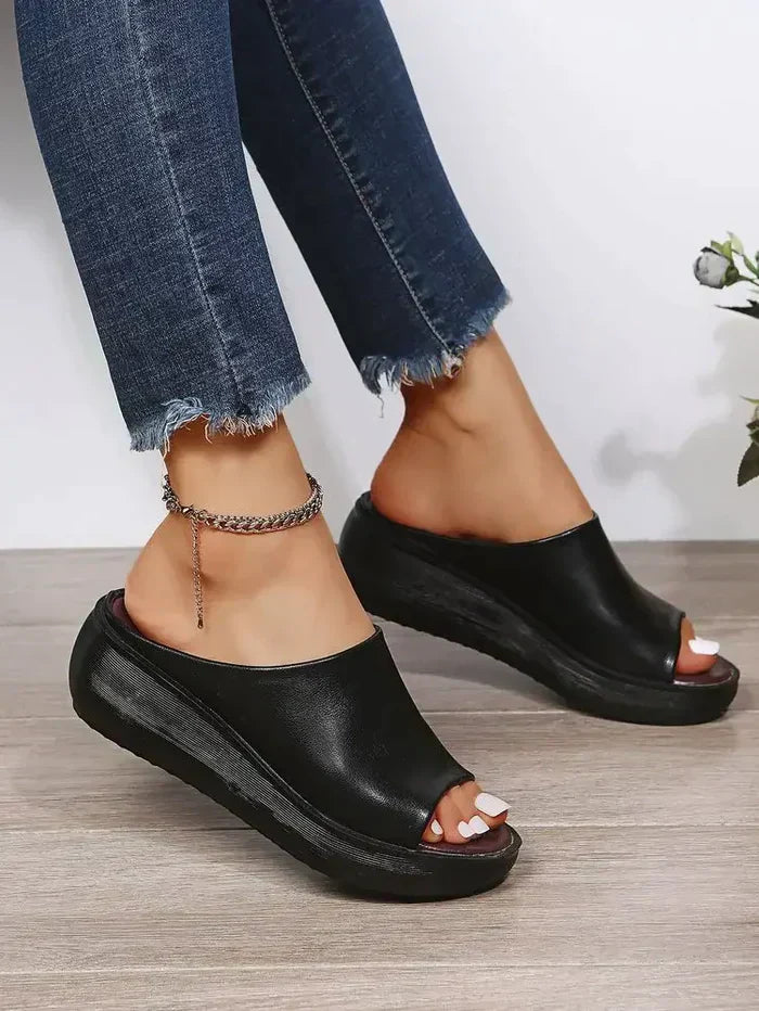 Chic Orthopedic Sandals with Unique Design