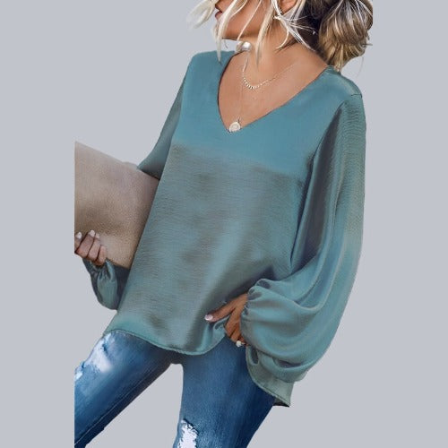 Timeless Vintage Style Blouse