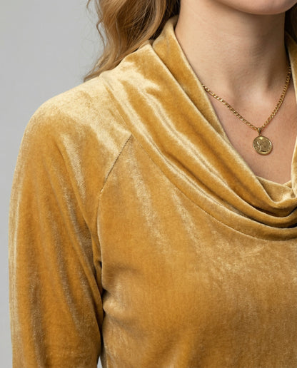 Timeless Vintage Style Shirt