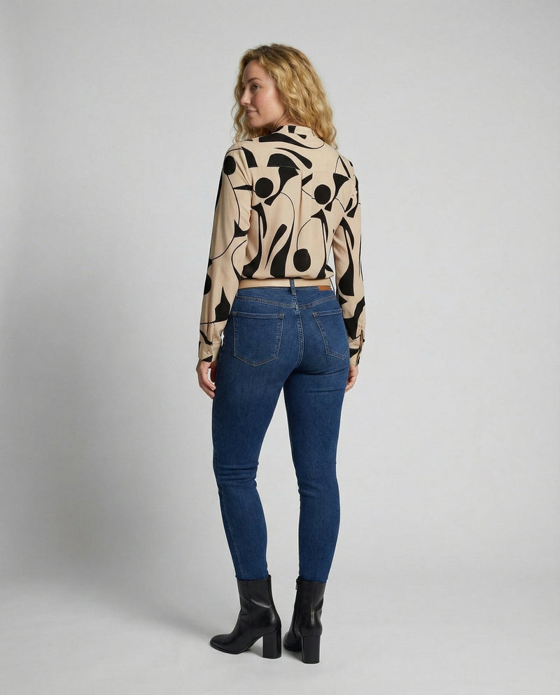 Timeless Vintage Style Garment