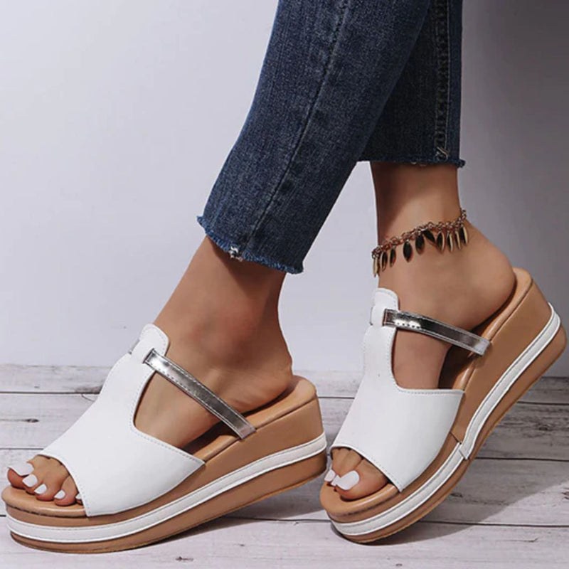 Graceful Orthopedic Sandals for Modern Look