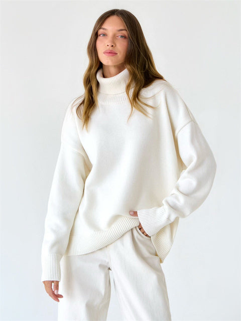 Elegantly Designed Pullover