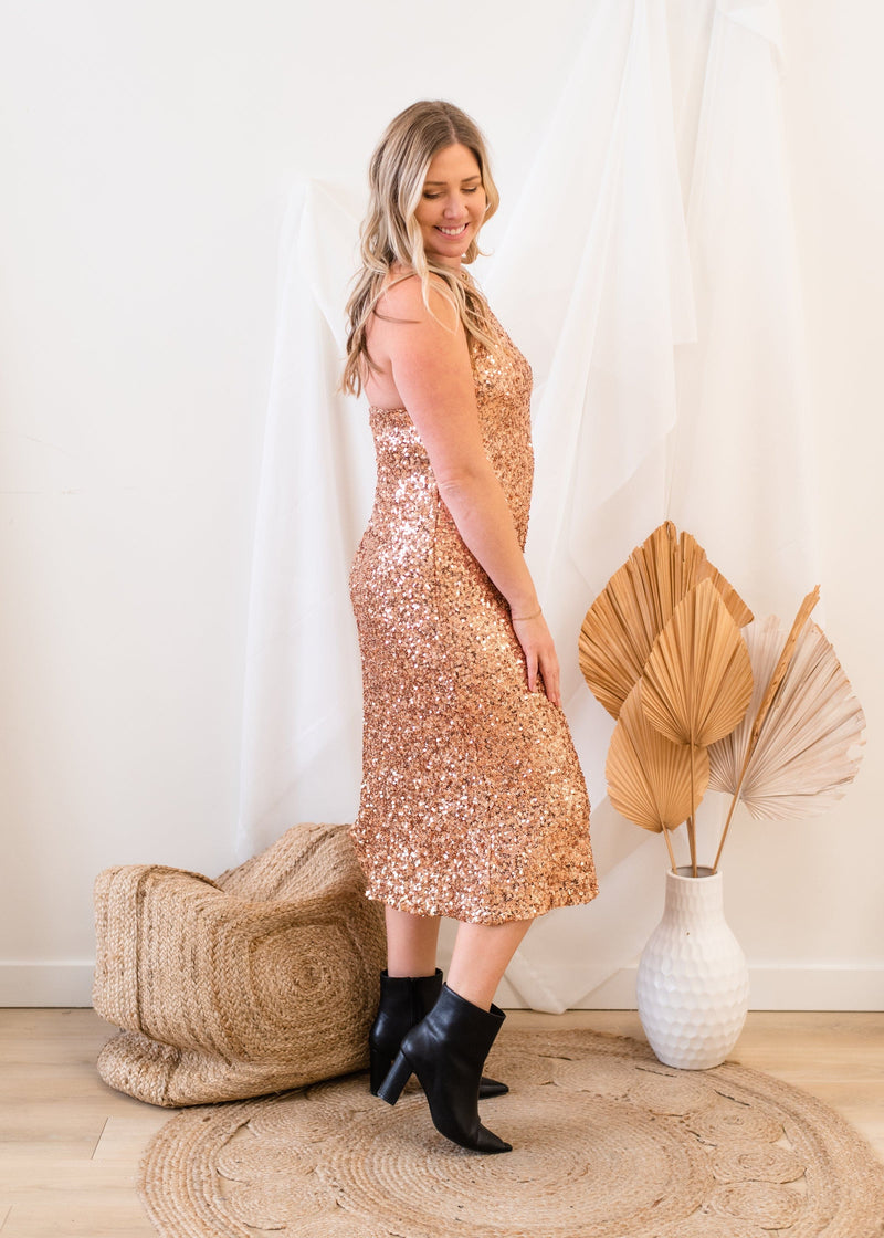 Elegantly Designed Dress