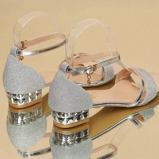 Graceful Orthopedic Sandals for Modern Look