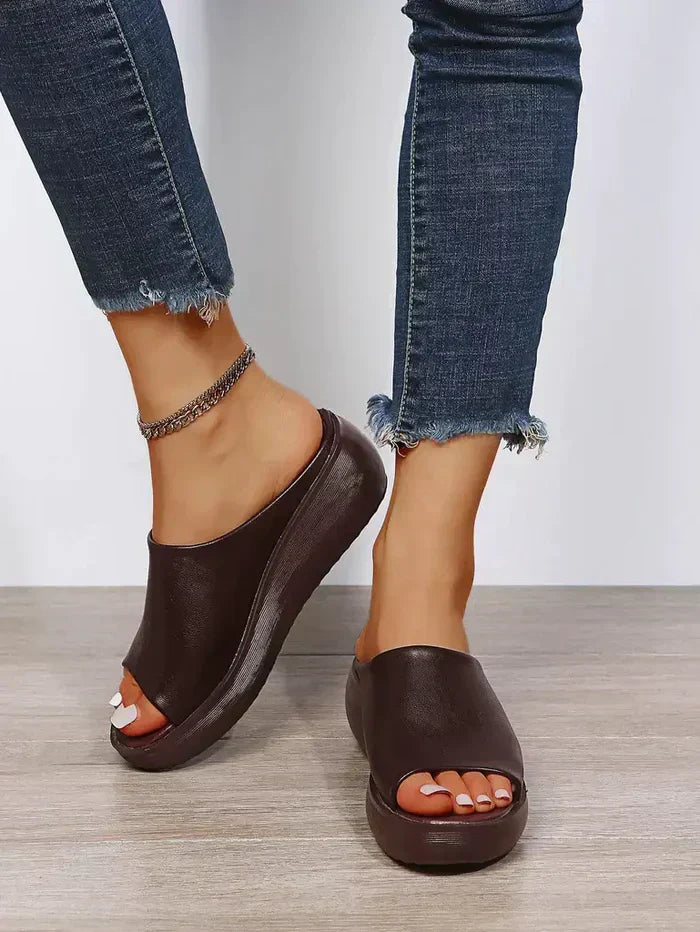 Chic Orthopedic Sandals with Unique Design