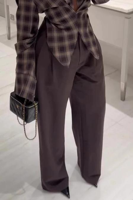 Elegantly Designed Pants