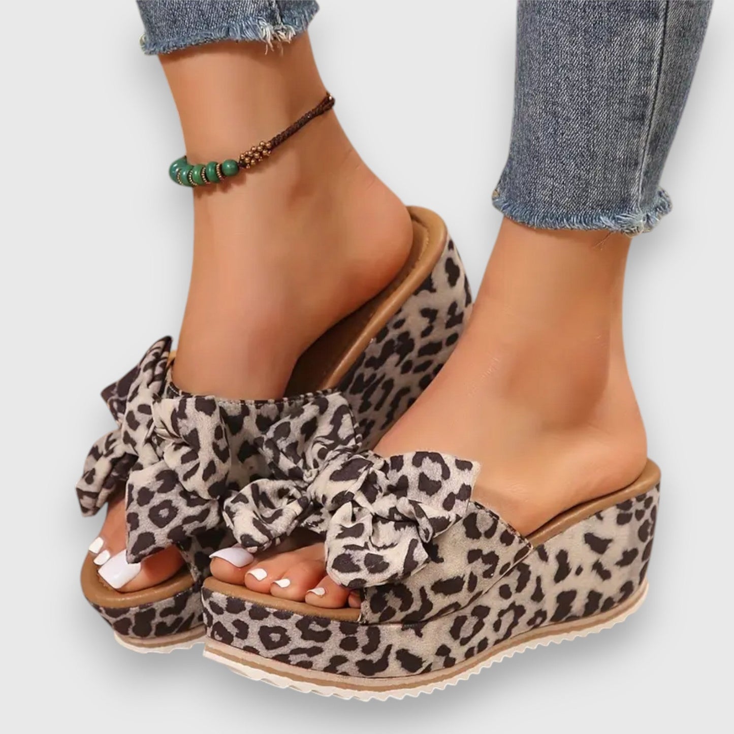 Beige Leopard