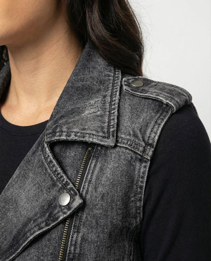 Elegantly Designed Garment