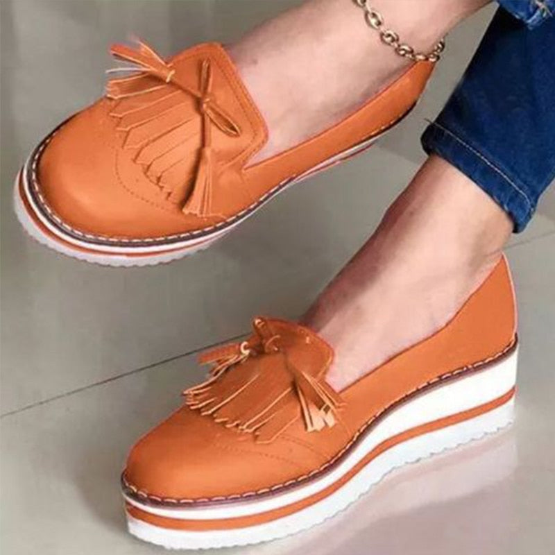 Graceful Orthopedic Loafers for Modern Look