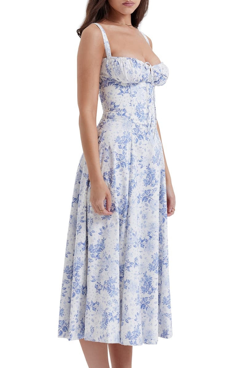Timeless Vintage Style Dress