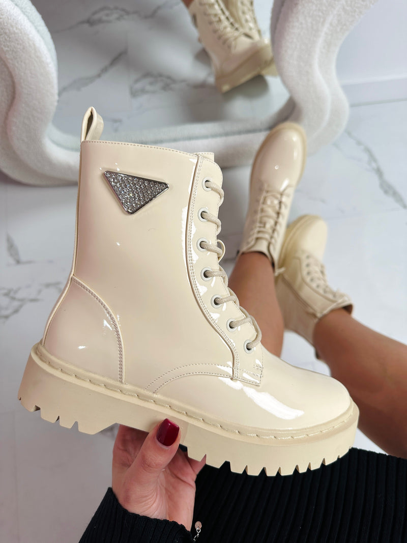 Stylish Orthopedic Boots for Any Occasion