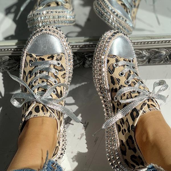 Beautifully Crafted Orthopedic Sneakers